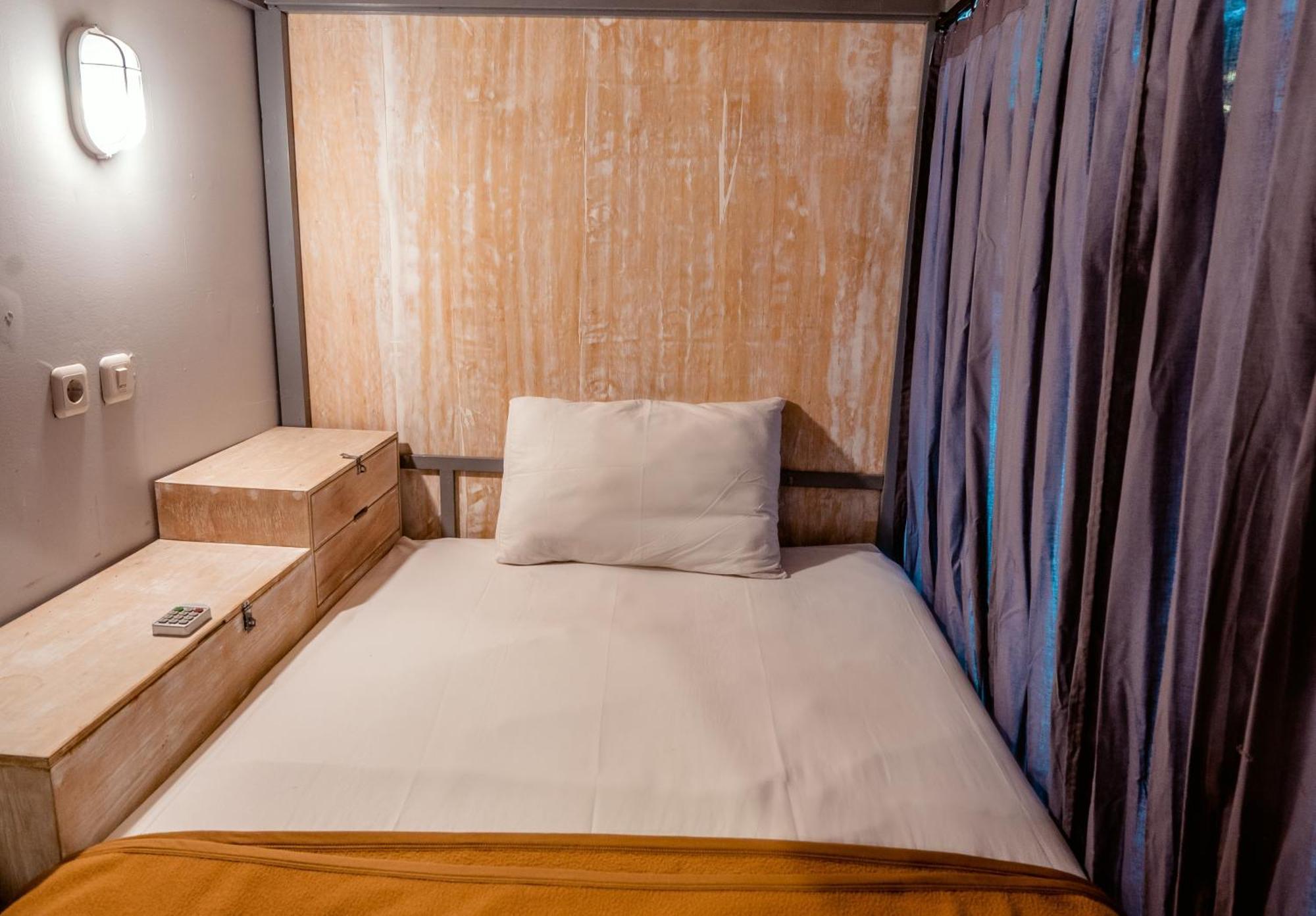 Lushy Hostel Nusa Penida Toyapakeh Exteriér fotografie